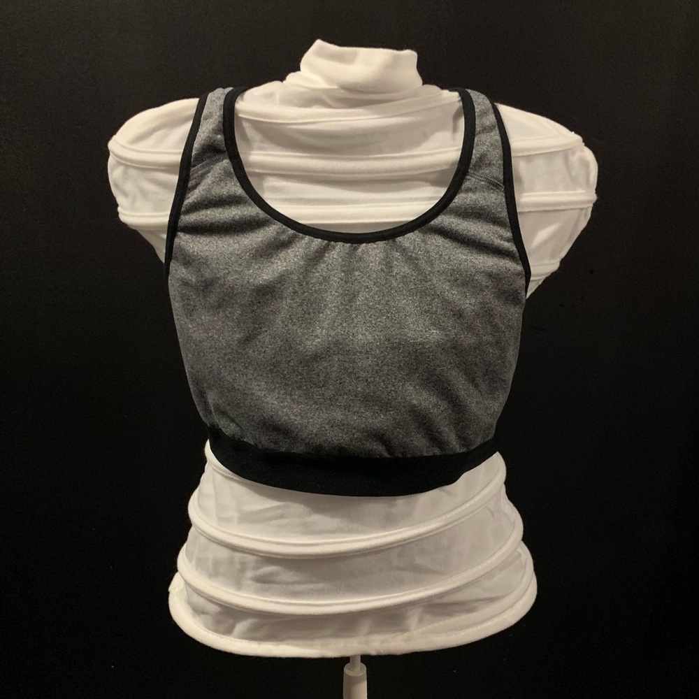 NWOT old navy sports bra
